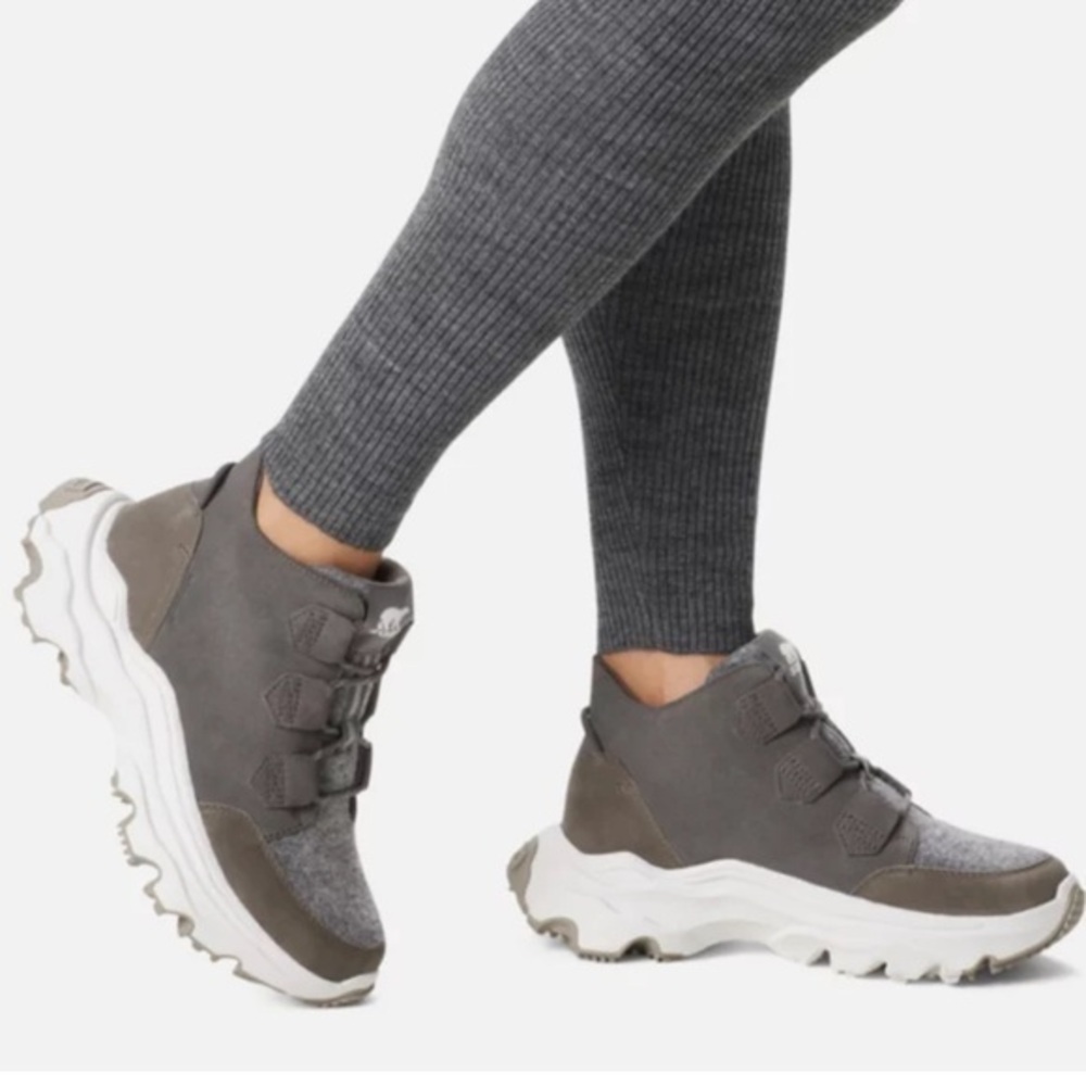 SOREL WOMEN'S KINETIC™ BREAKTHRU CARIBOU SNEAKER BOOTs NEW SZ